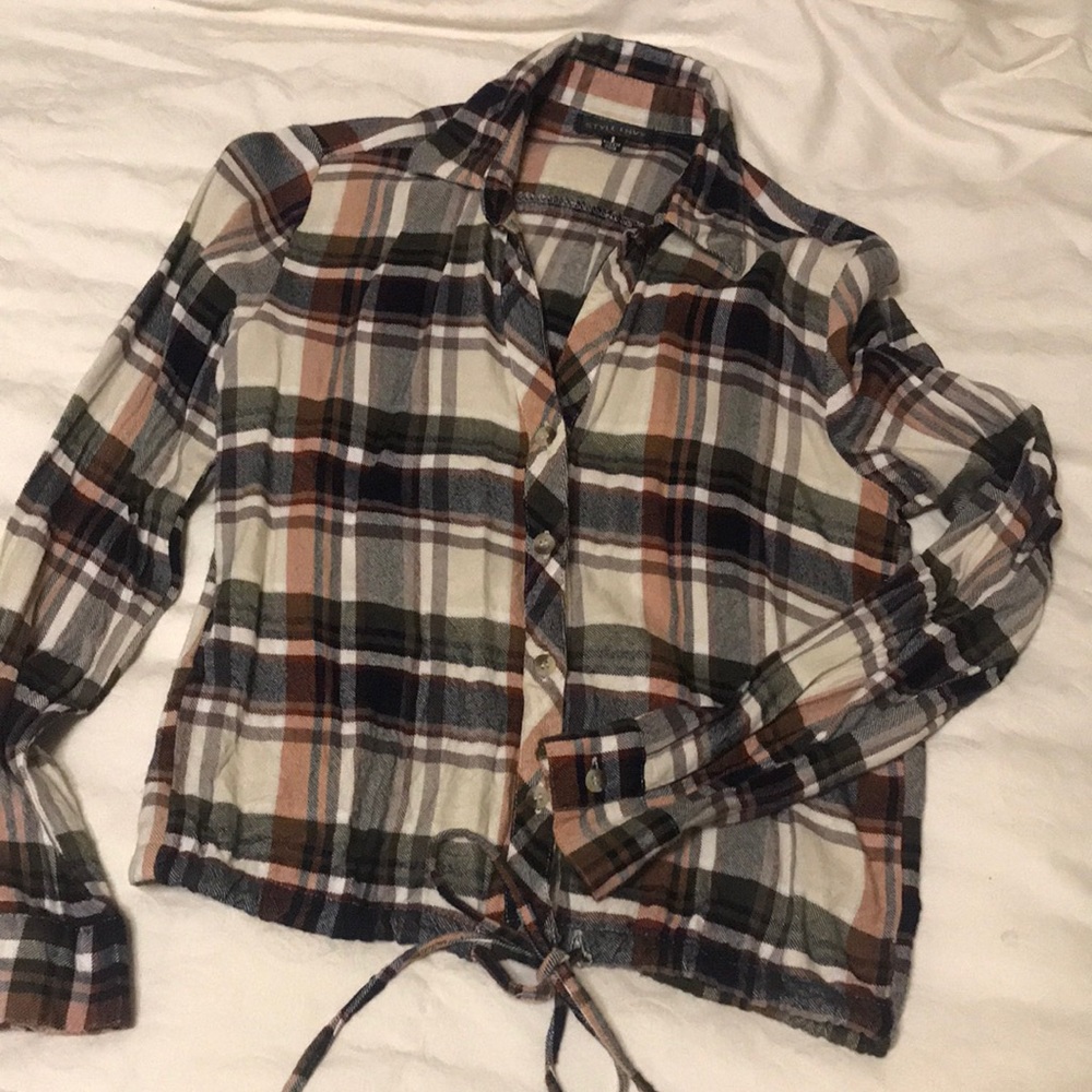 Plaid S tie front shirt blouse